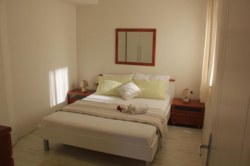 Apartment Marlais A Кавтат Стая снимка